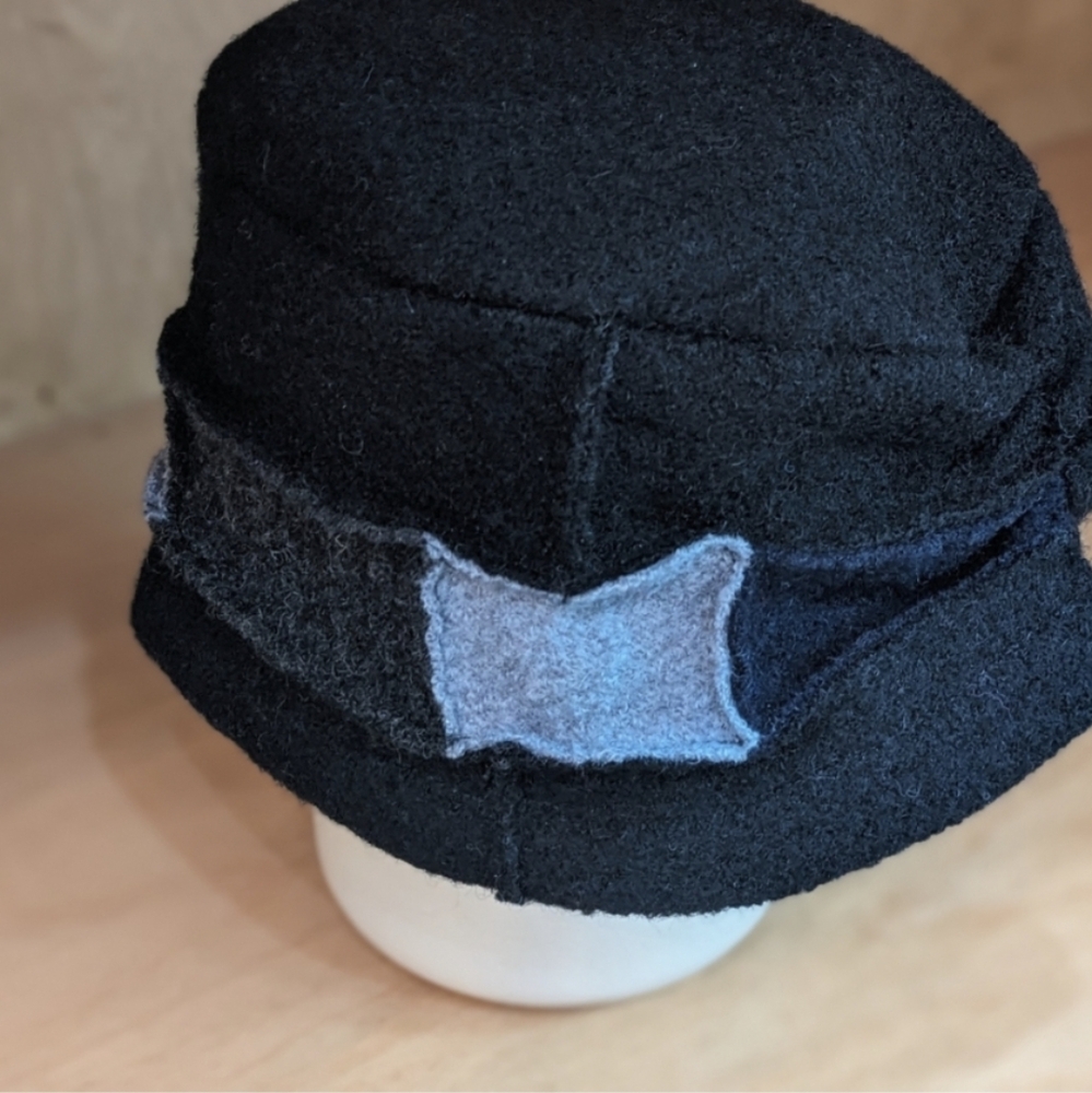 Wool Hat - Picture 3 of 4